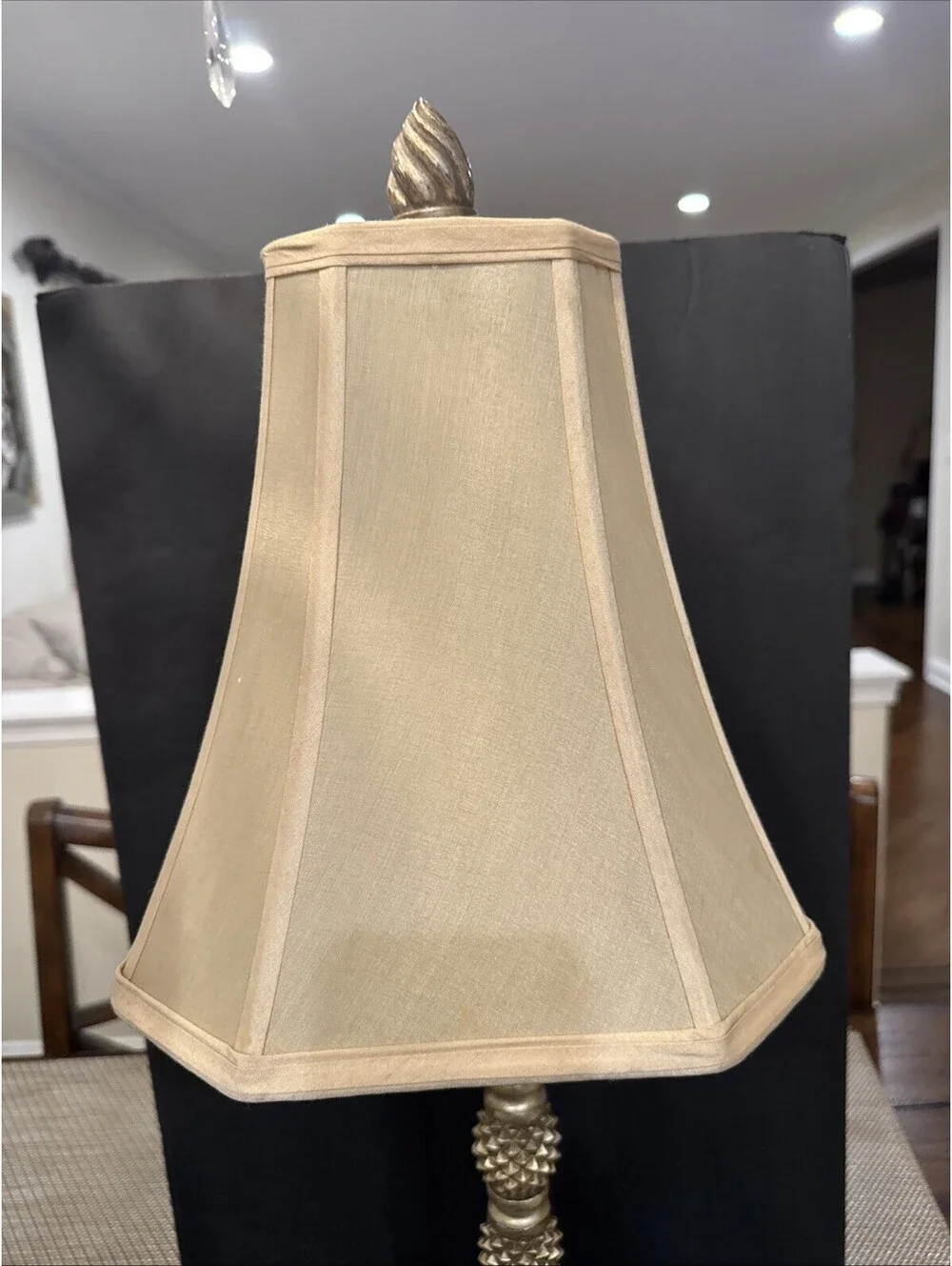 Rare Uttermost Pineapple Designed Body Indoor/Outdoor Table Lamp 31” H